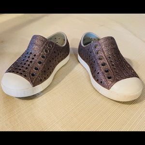 Native’s Size C6 Jefferson-Metal Bling